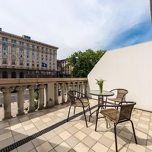  Апартаменты Kreschatik 21, With Terrace